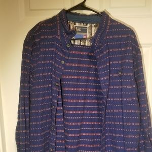 Modern amusement button up